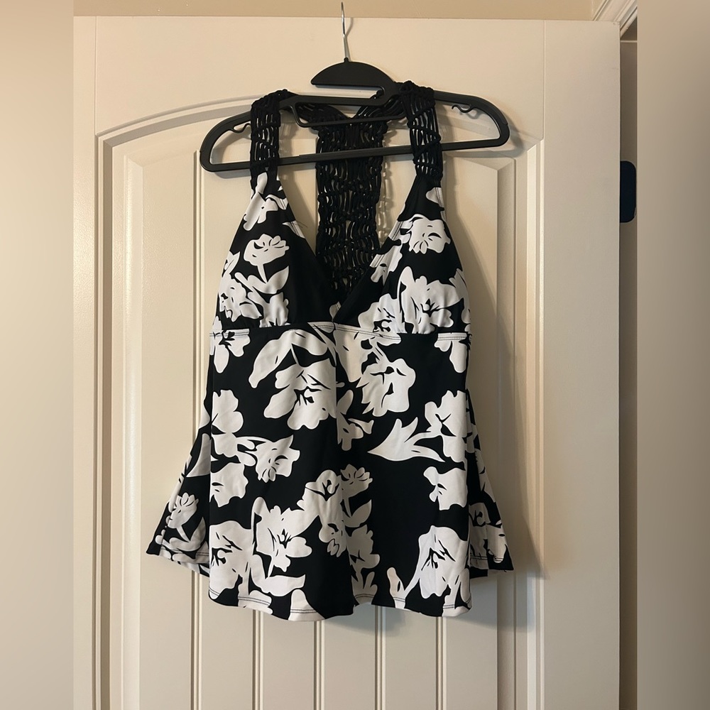 Black floral swim top